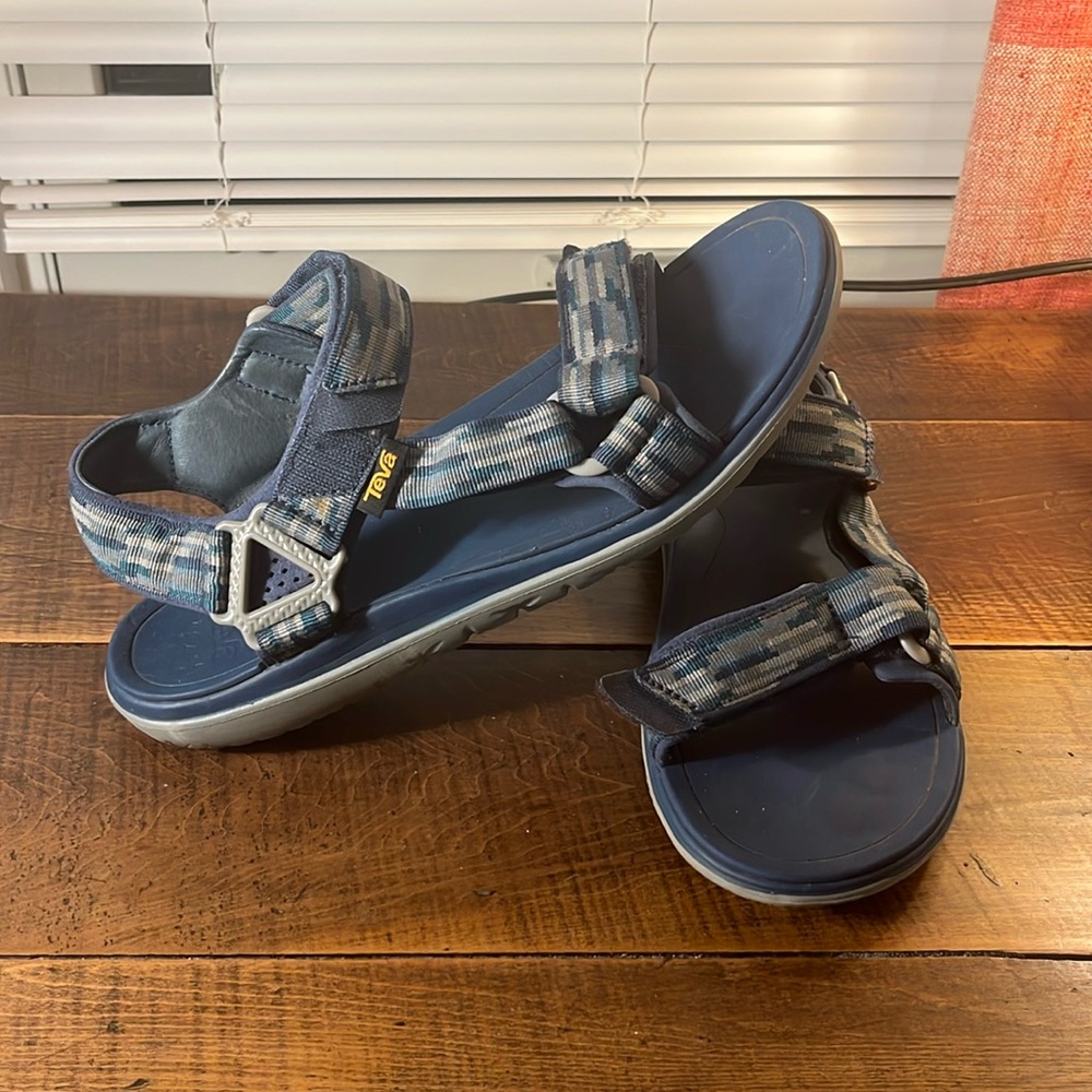 Teva Men’s Sandals Size 10